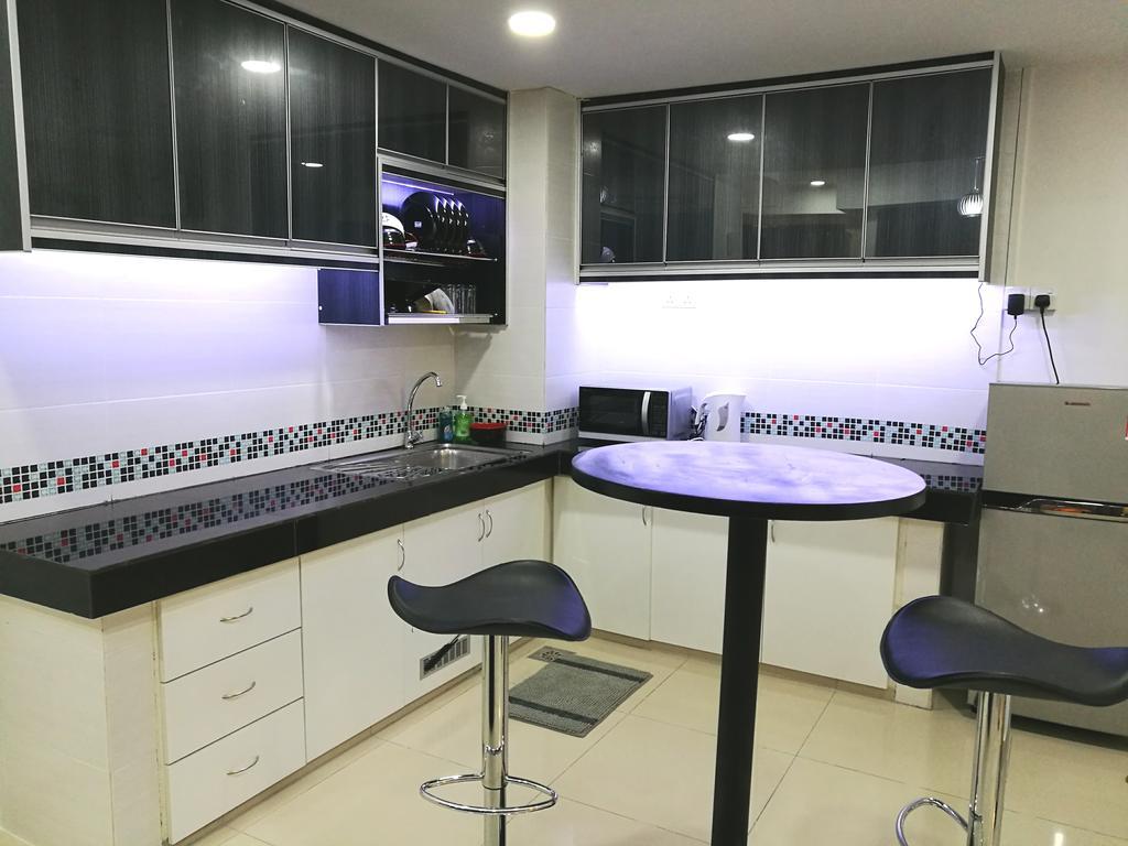 Nf Suites D'Perdana Condo Кота-Бару Экстерьер фото